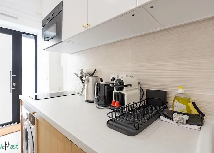 Wehost D1 - Sea, Sauna & Sun - 2pers Apartment Nice