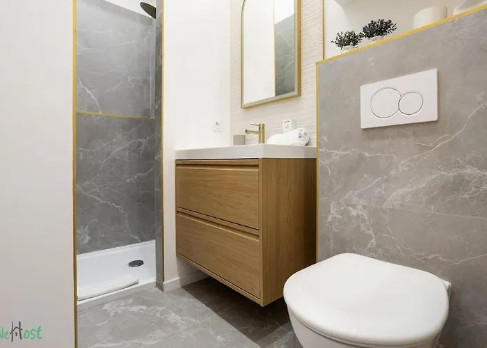 Apartment Wehost D1 - Sea, Sauna & Sun - 2pers Nice